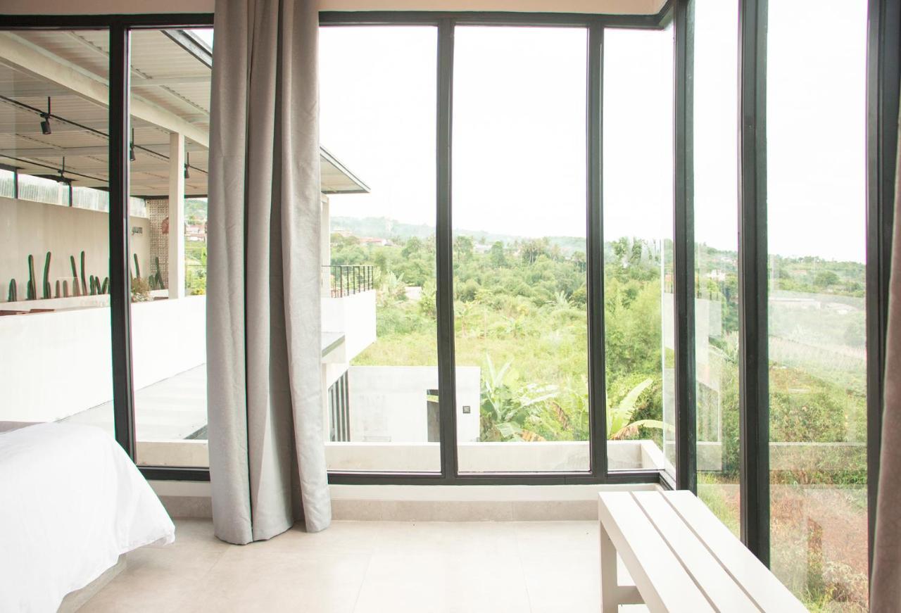 Moo By The 100 Puncak